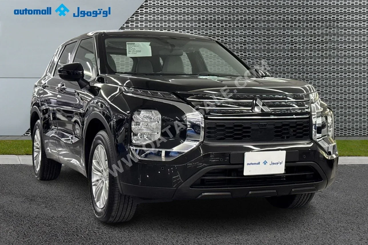 ميتسوبيشي  أوت لاندر  2025  اوتوماتيك  560 كم  4 سلندر  سحب امامي  اس يو في  أسود  تحت الضمان