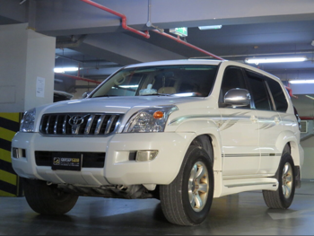 تويوتا برادو في اكس 2008 اوتوماتيك 272,000 كم 6 سلندر دفع رباعي اس يو في أبيض