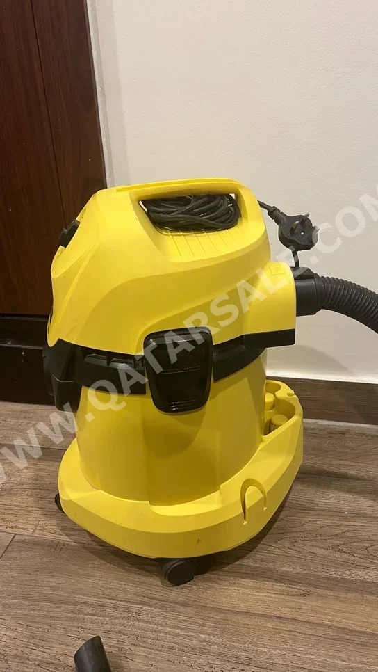 كارتشر الأصفر \ مكنسة رطب جاف