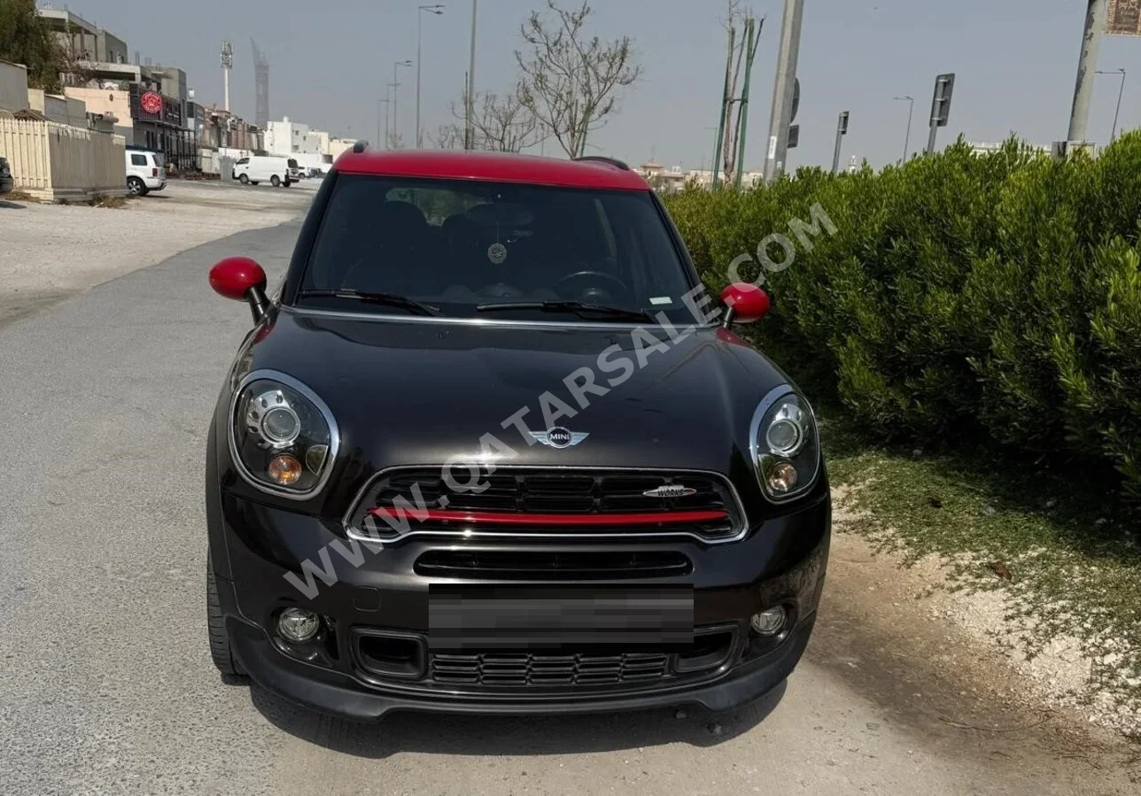 ميني كوبر كلوب مان جي سي دبليو 2016 اوتوماتيك 111,000 كم 4 سلندر دفع كلي مستمر هاتشباك رمادي