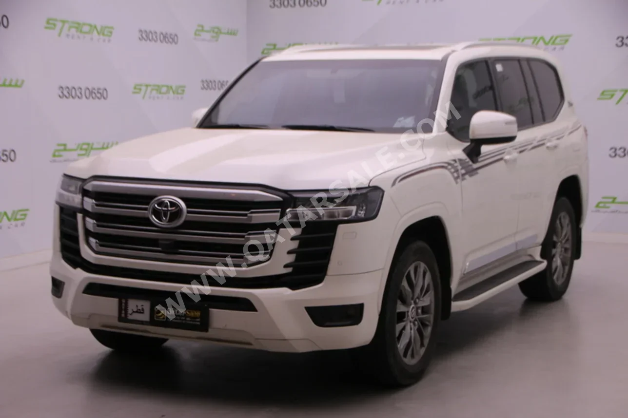 Toyota Land Cruiser GXR Twin Turbo 2022 Automatic 28,400 Km 6 Cylinder Four Wheel Drive (4WD) SUV Pearl With Warranty