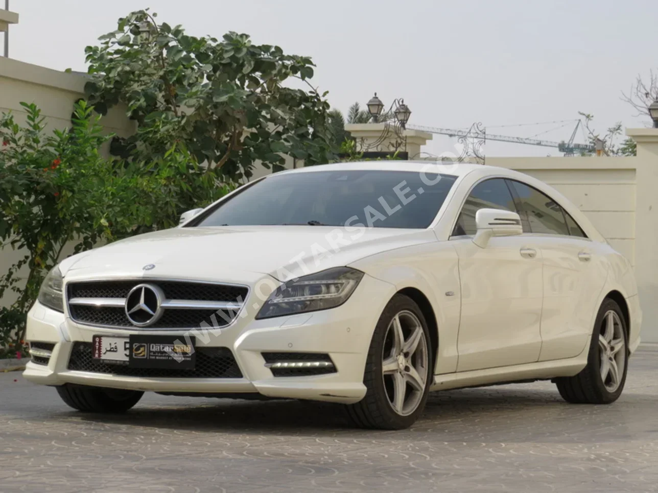 Mercedes-Benz CLS 350 2012 Automatic 97,000 Km 6 Cylinder Rear Wheel Drive (RWD) Sedan White