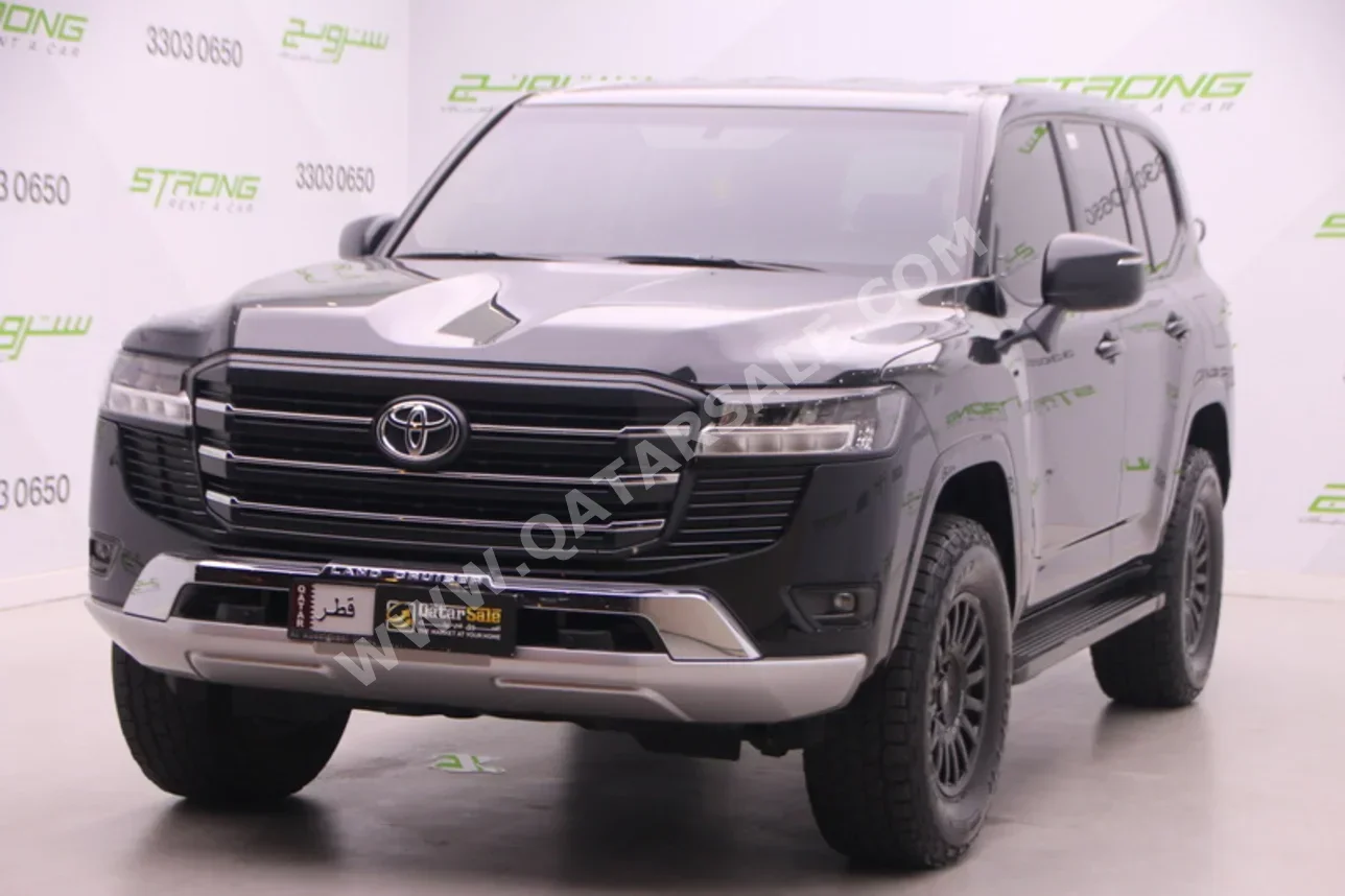 Toyota Land Cruiser GX 2024 Automatic 32,000 Km 6 Cylinder Four Wheel Drive (4WD) SUV Black With Warranty