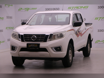 Nissan  Navara  SE  2020  Automatic  55,000 Km  4 Cylinder  Four Wheel Drive (4WD)  Pick Up  White