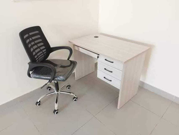 المكاتب ومكاتب الحاسوب - مكتب دراسة - لايف ستايل - اللون البيج - مع خزانة ذات 4 أدراج