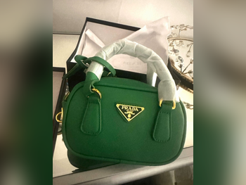 شنطة يد - برادا - أخضر - جلد صناعي - نسائي