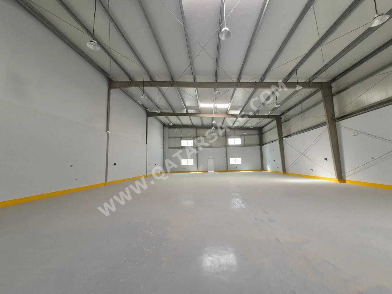 مخازن و مستودعات - الوكرة - بركة العوامر -المساحة: 500 متر مربع