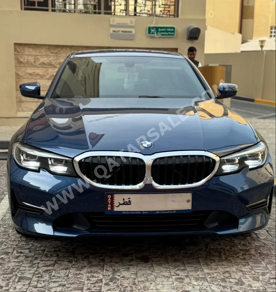 بي ام دبليو الفئة - الثالثة 320i 2021 اوتوماتيك 46,500 كم 4 سلندر دفع خلفي سيدان ازرق