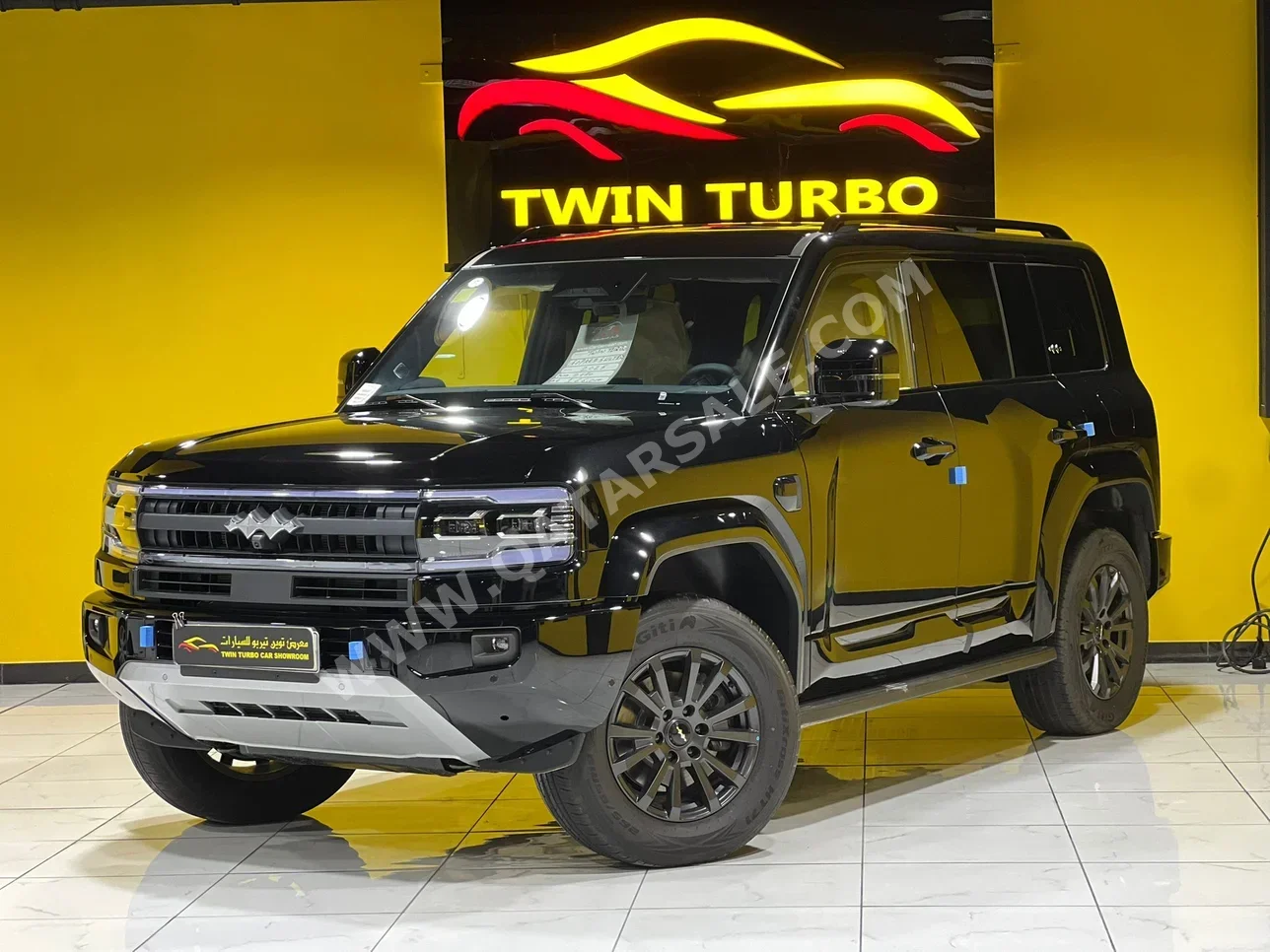 بي واي دي ليوبيرد 5 الترا 5 2025 اوتوماتيك 0 كم 4 سلندر دفع رباعي اس يو في أسود