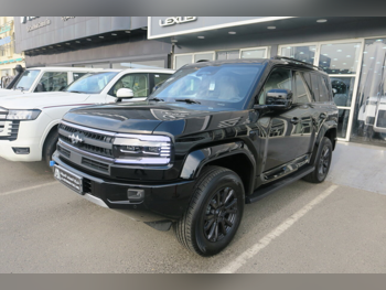 بي واي دي ليوبيرد 5 الترا 5 2025 اوتوماتيك 0 كم 4 سلندر دفع رباعي اس يو في أسود تحت الضمان