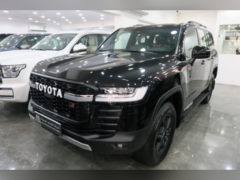 Toyota  Land Cruiser  GR Sport Twin Turbo  2025  Automatic  0 Km  6 Cylinder  Four Wheel Drive (4WD)  SUV  Black  With Warranty