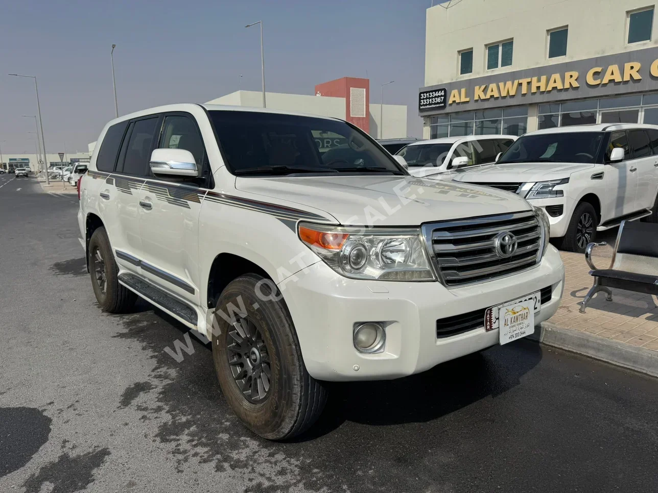 تويوتا لاند كروزر جي اكس ار 2014 اوتوماتيك 278,000 كم 8 سلندر دفع رباعي اس يو في أبيض