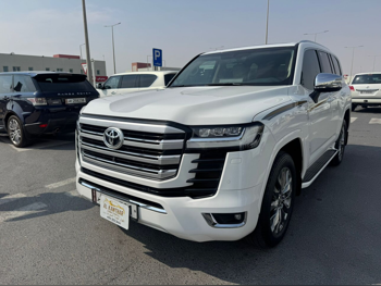 Toyota  Land Cruiser  VX Twin Turbo  2022  Automatic  84,000 Km  6 Cylinder  Four Wheel Drive (4WD)  SUV  White  With Warranty
