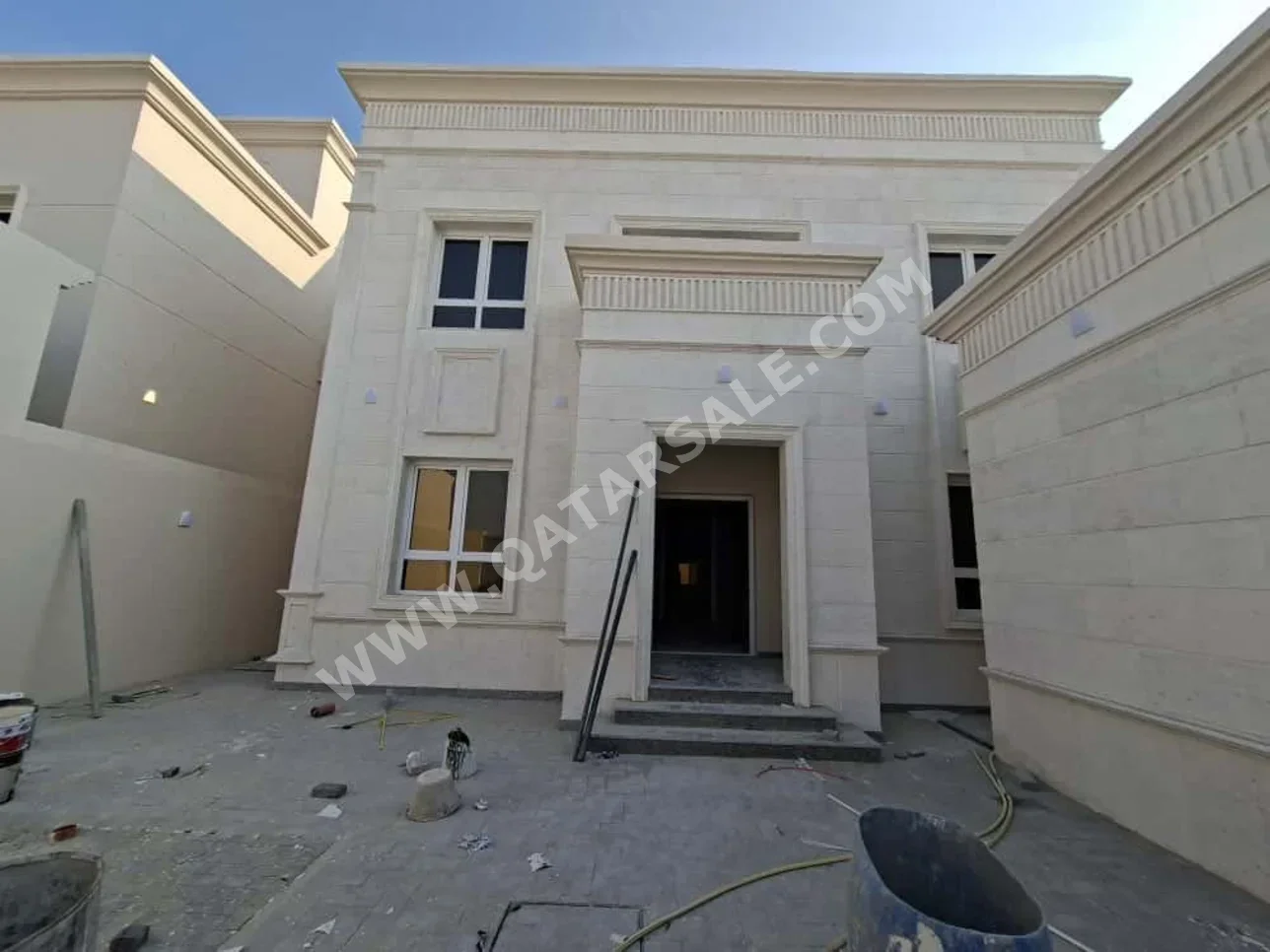Family Residential  - Not Furnished  - Doha  - Al Thumama  - 7 Bedrooms