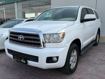 تويوتا  سكويا  2015  اوتوماتيك  262,000 كم  8 سلندر  دفع رباعي  اس يو في  أبيض