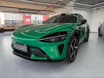 شاومي  واي يو 7  ماكس  2025  اوتوماتيك  0 كم  0 سلندر  دفع كلي مستمر  اس يو في  أخضر  تحت الضمان