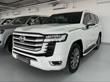 تويوتا  لاند كروزر  في اكس ار توين توربو  2024  اوتوماتيك  39,000 كم  6 سلندر  دفع رباعي  اس يو في  أبيض  تحت الضمان