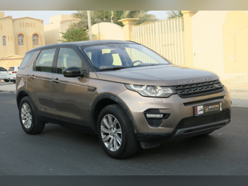 Land Rover  Discovery  2016  Automatic  103,000 Km  4 Cylinder  Four Wheel Drive (4WD)  SUV  Bronze