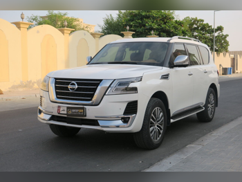 نيسان باترول بلاتنيوم 2020 اوتوماتيك 77,000 كم 6 سلندر دفع رباعي اس يو في أبيض