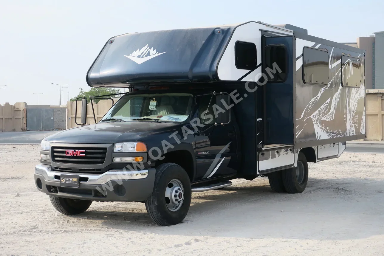 Caravan - 2024 - Black