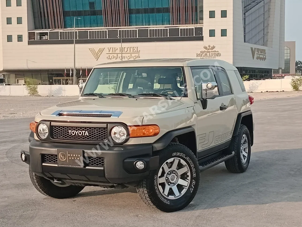 تويوتا إف جي كروزر فاينل ادشن 2023 اوتوماتيك 55,000 كم 6 سلندر دفع رباعي اس يو في بيج تحت الضمان