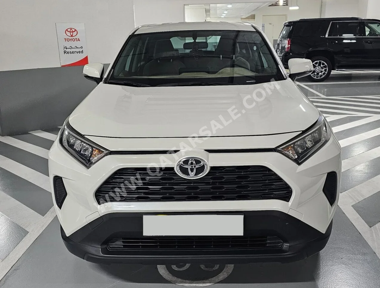 تويوتا  راف 4  2022  اوتوماتيك  43,000 كم  4 سلندر  سحب امامي  اس يو في  أبيض  تحت الضمان