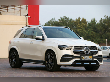 مرسيدس - بنز جي ال اي 450 اي ام جي 2020 اوتوماتيك 53,000 كم 6 سلندر دفع رباعي اس يو في أبيض لؤلؤي تحت الضمان