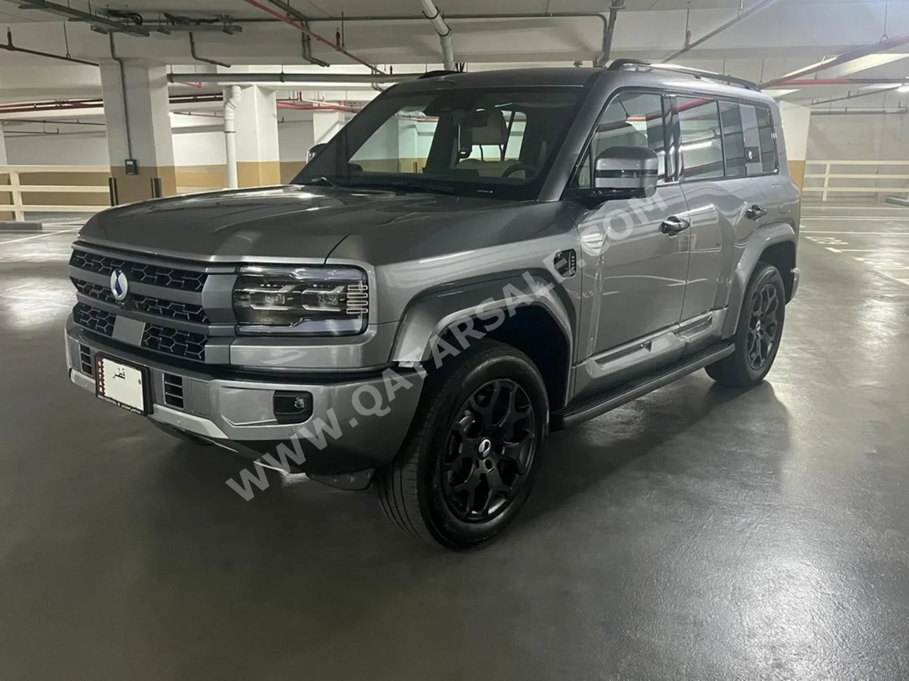 بي واي دي دينزا بي 5 فلاك شب 2026 اوتوماتيك 0 كم 4 سلندر دفع رباعي اس يو في رمادي تحت الضمان