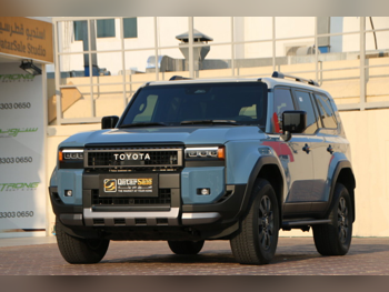 تويوتا برادو تي اكس تيربو 2025 اوتوماتيك 7,000 كم 4 سلندر دفع رباعي اس يو في أزرق و أبيض تحت الضمان