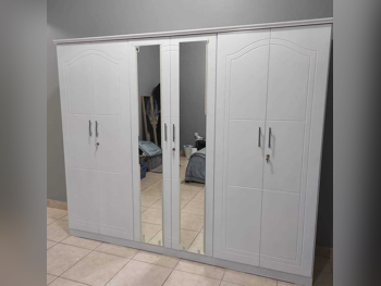 خزائن ودواليب الملابس والزينة - دوحة فيرنيتشر  - خزائن  - أبيض