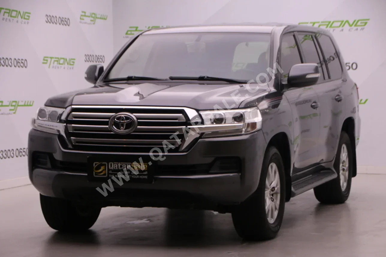 تويوتا لاند كروزر جي اكس ار 2020 اوتوماتيك 264,129 كم 6 سلندر دفع رباعي اس يو في رمادي
