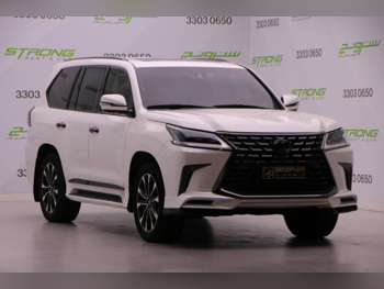 لكزس ال اكس 570 اس بلاك ايديشن 2021 اوتوماتيك 139,000 كم 8 سلندر دفع رباعي اس يو في أبيض