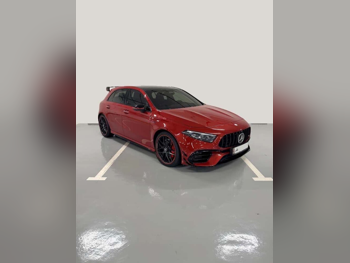 مرسيدس - بنز  ايه - كلاس  45 AMG  2025  اوتوماتيك  13,000 كم  4 سلندر  دفع رباعي  هاتشباك  أحمر  تحت الضمان