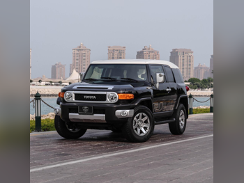Toyota  FJ Cruiser  TRD  2022  Automatic  20,000 Km  6 Cylinder  All Wheel Drive (AWD)  Van / Bus  Black  With Warranty