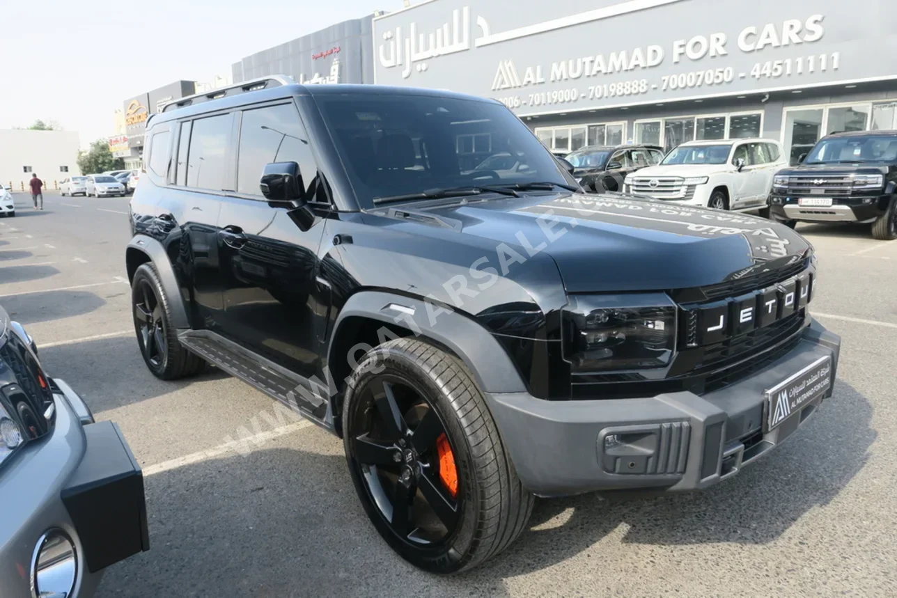 Jetour T2 Luxury 2025 Automatic 25,000 Km 4 Cylinder Four Wheel Drive (4WD) SUV Black With Warranty