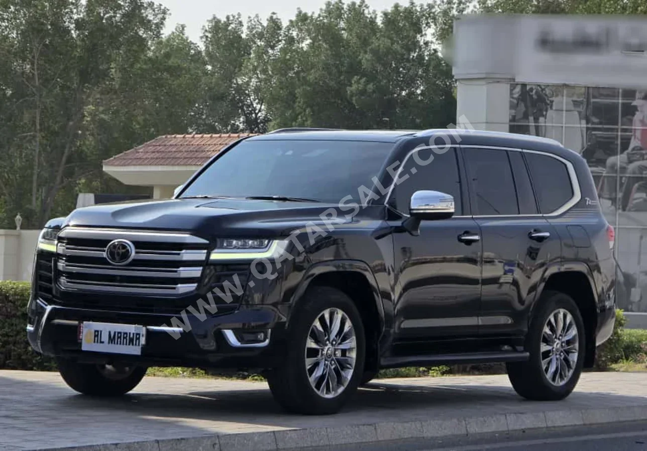 Toyota  Land Cruiser  VXR Twin Turbo  2022  Automatic  67,000 Km  6 Cylinder  Four Wheel Drive (4WD)  SUV  Black