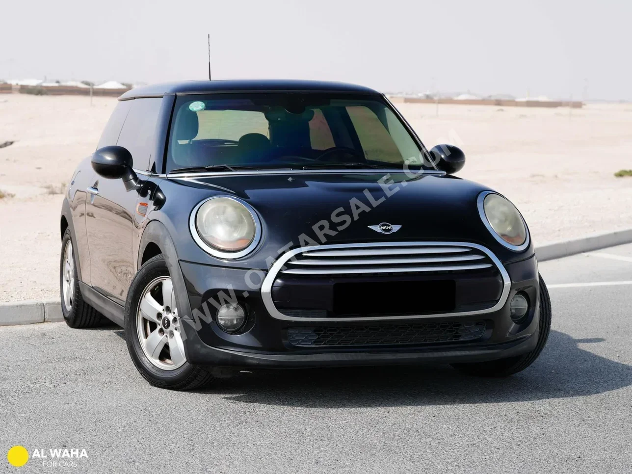 Mini  Cooper  2016  Automatic  200,000 Km  4 Cylinder  Front Wheel Drive (FWD)  Hatchback  Black