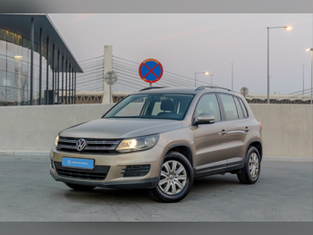 Volkswagen Tiguan 1.4 TSI 2014 Automatic 158,000 Km 4 Cylinder Front Wheel Drive (FWD) SUV Beige
