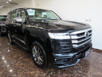 تويوتا  لاند كروزر  في اكس ار توين توربو  2025  اوتوماتيك  0 كم  6 سلندر  دفع رباعي  اس يو في  أسود  تحت الضمان