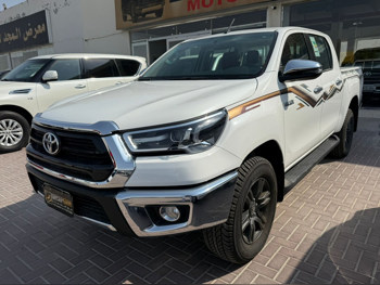 Toyota Hilux 2024 Automatic 3,000 Km 4 Cylinder Four Wheel Drive (4WD) Pick Up White With Warranty