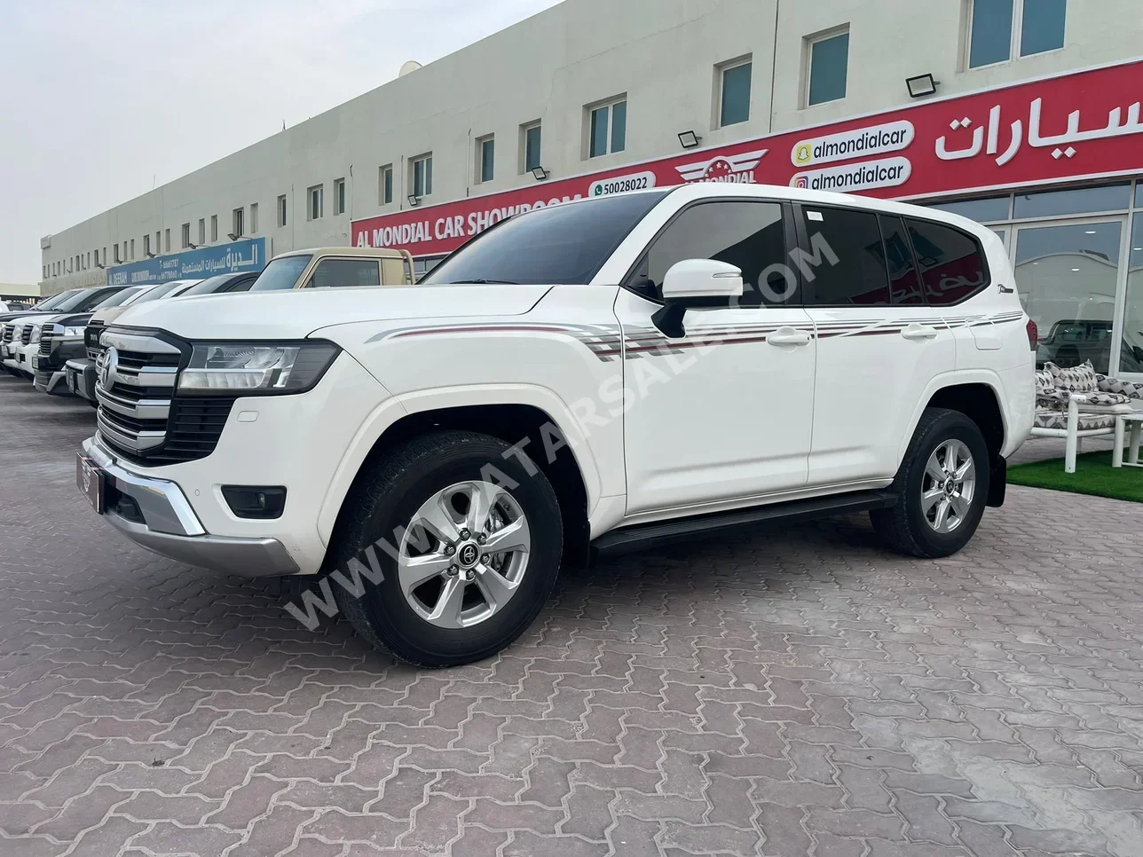 Toyota  Land Cruiser  GXR Twin Turbo  2022  Automatic  80,000 Km  6 Cylinder  Four Wheel Drive (4WD)  SUV  White