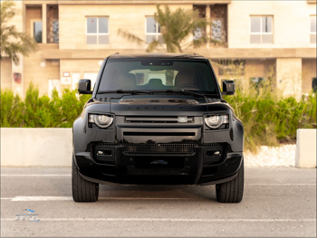 لاند روفر  ديفيندر  110 اتش اس اي  2023  اوتوماتيك  30,300 كم  6 سلندر  دفع رباعي  اس يو في  أسود