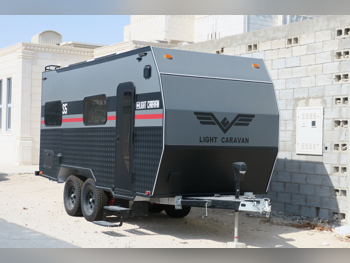 كرفان - لايت كرفان  - 2025  - أسود و رمادي  -صنع في قطر