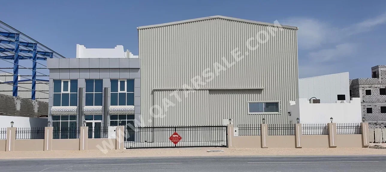 Warehouses & Stores - Al Wakrah  - Barkit Al Awamer  -Area Size: 1000 Square Meter