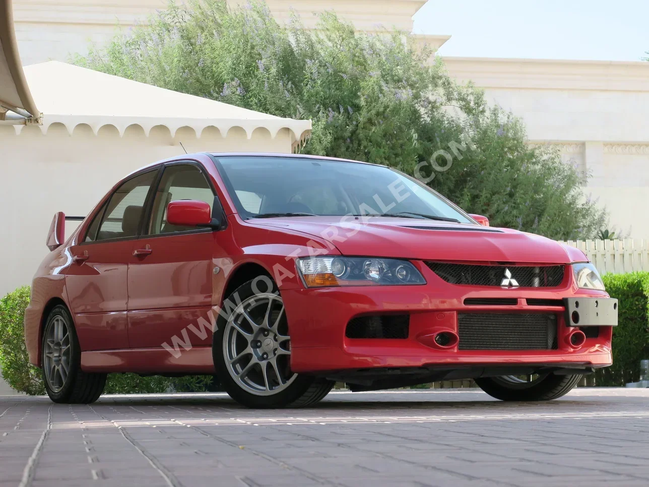 ميتسوبيشي  لانسر  إيفليوشن  2006  عادي  164,000 كم  4 سلندر  دفع كلي مستمر  سيدان  أحمر