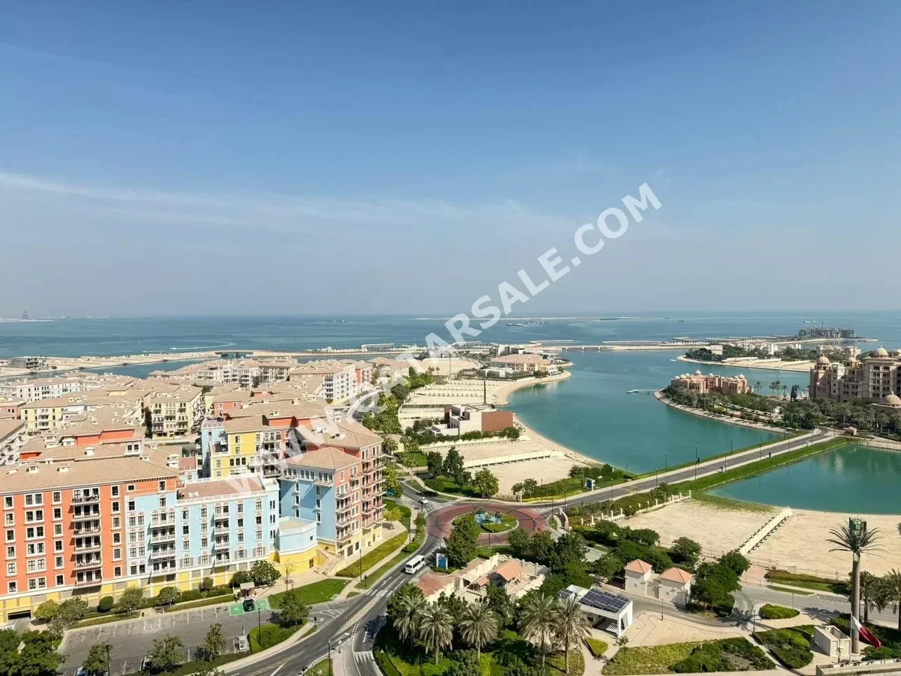 1 غرف نوم  شقة استوديو  للبيع  في الدوحة -  اللؤلؤة  نصف مفروشة