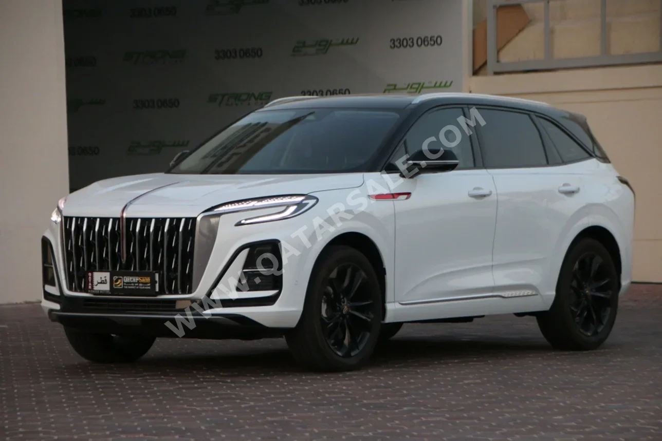 Hongqi  HS3  45 TD  2025  Automatic  3,000 Km  4 Cylinder  Four Wheel Drive (4WD)  SUV  White  With Warranty