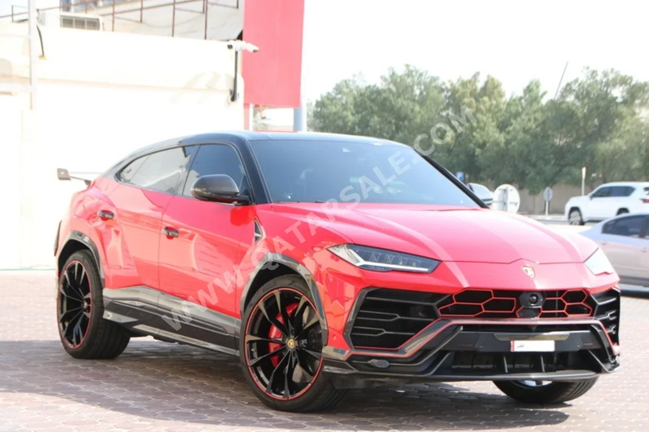 Lamborghini  Urus  2020  Automatic  15,000 Km  8 Cylinder  Four Wheel Drive (4WD)  SUV  Red  With Warranty