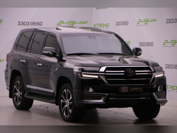 Toyota Land Cruiser VXS 2017 Automatic 206,000 Km 8 Cylinder Four Wheel Drive (4WD) SUV Black