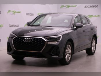 Audi  Q3  40 TFSI Quattro  2021  Automatic  49,000 Km  4 Cylinder  Four Wheel Drive (4WD)  SUV  Gray  With Warranty
